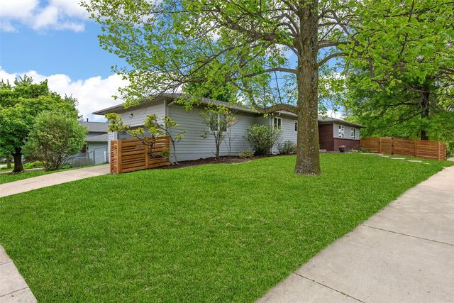 541 Amhurst, Iowa City, IA 52245