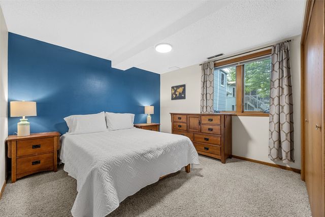 541 Amhurst, Iowa City, IA 52245