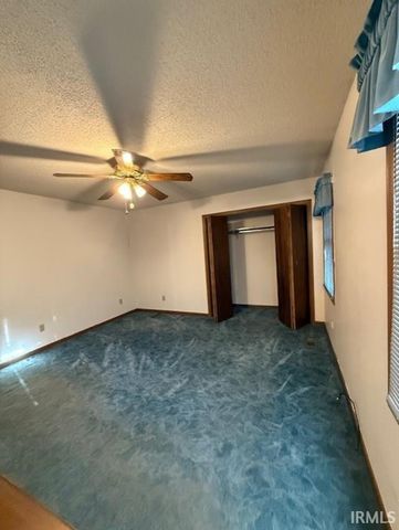2605 S Weinbach Avenue, Evansville, IN 47714