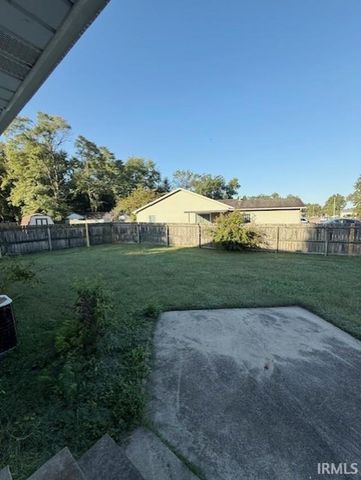 2605 S Weinbach Avenue, Evansville, IN 47714