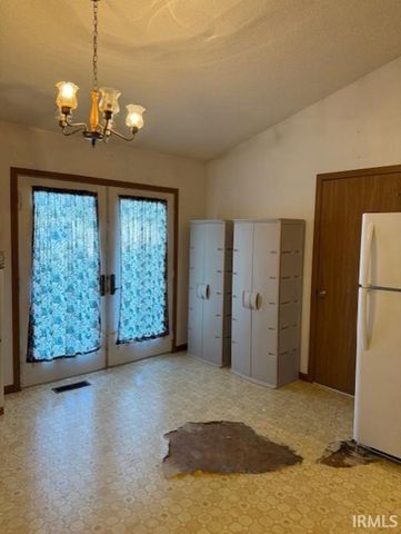 2605 S Weinbach Avenue, Evansville, IN 47714