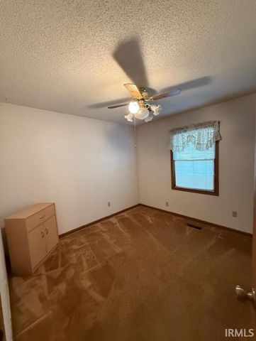 2605 S Weinbach Avenue, Evansville, IN 47714