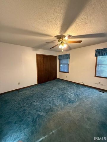 2605 S Weinbach Avenue, Evansville, IN 47714