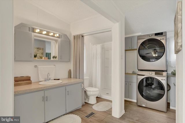 30 MEADOW RUN PL, Harrisburg, PA 17112