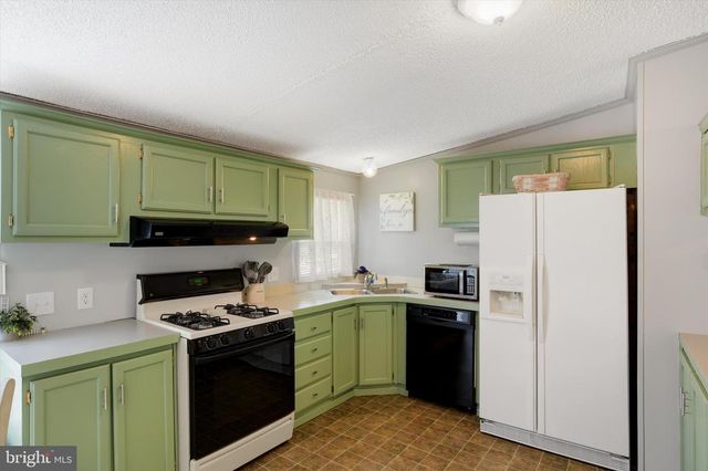 30 MEADOW RUN PL, Harrisburg, PA 17112