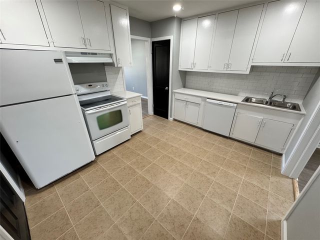 3414 June Drive, Dallas, TX 75211