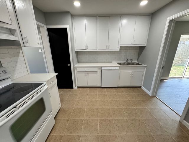 3414 June Drive, Dallas, TX 75211