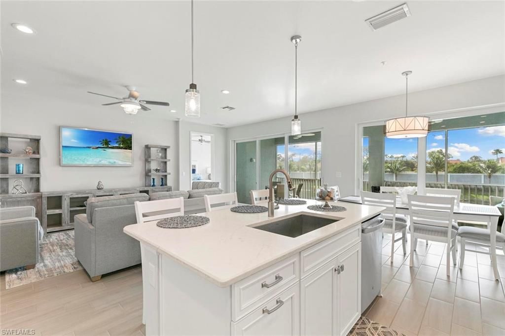 2549 Seychelles DR 507, NAPLES, FL 34112 — photo 3