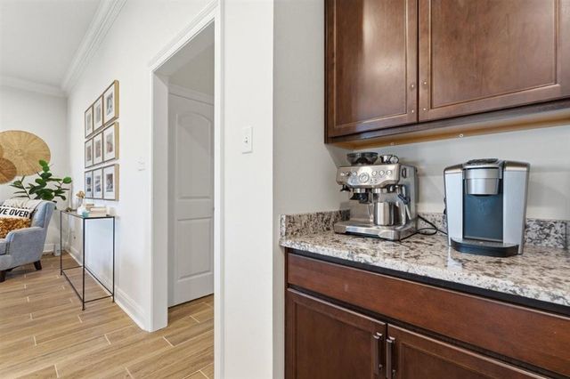 1800 Poeyfarre Drive, Lake Charles, LA 70611