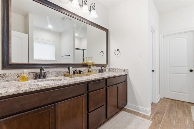 1800 Poeyfarre Drive, Lake Charles, LA 70611