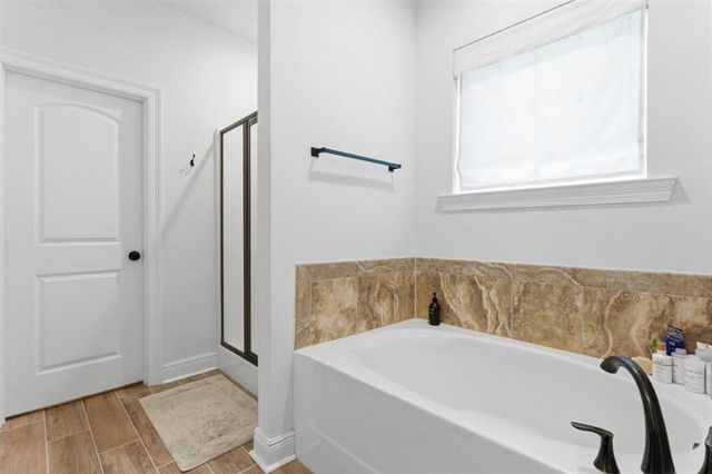 1800 Poeyfarre Drive, Lake Charles, LA 70611