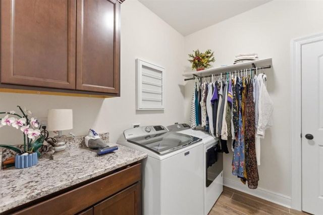 1800 Poeyfarre Drive, Lake Charles, LA 70611