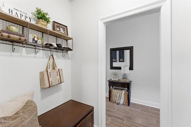 1800 Poeyfarre Drive, Lake Charles, LA 70611