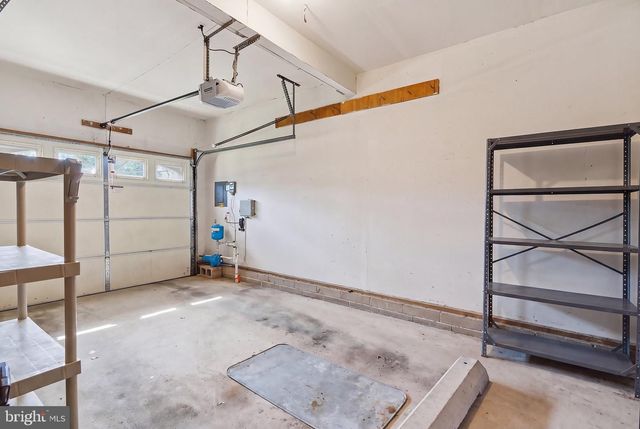 60 WHITMORE DR, Toms River, NJ 08757