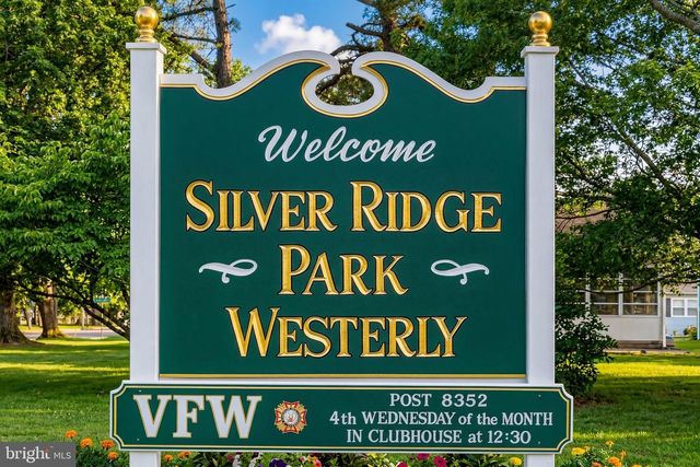 60 WHITMORE DR, Toms River, NJ 08757