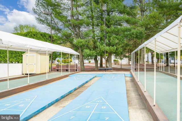 60 WHITMORE DR, Toms River, NJ 08757