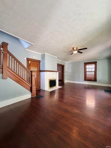 1225 W Oakdale Drive, Fort Wayne, IN 46807
