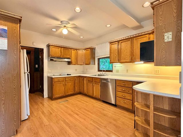 1225 W Oakdale Drive, Fort Wayne, IN 46807