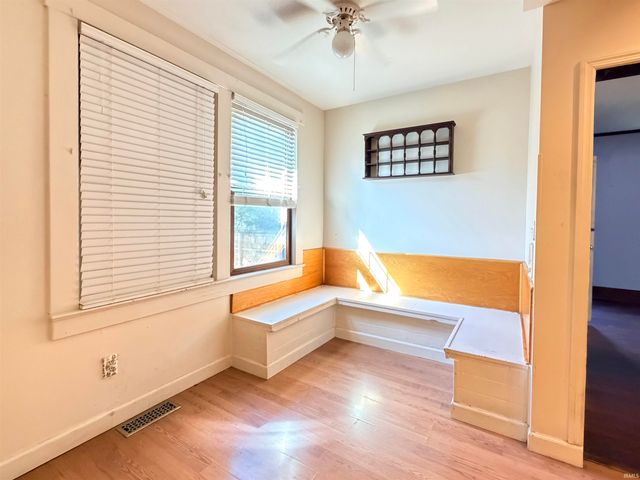 1225 W Oakdale Drive, Fort Wayne, IN 46807