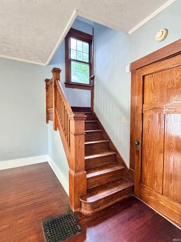 1225 W Oakdale Drive, Fort Wayne, IN 46807
