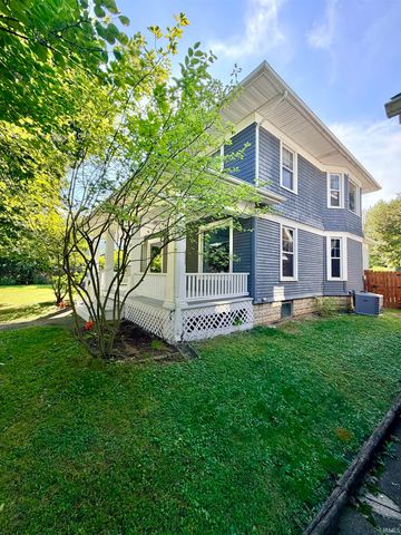 1225 W Oakdale Drive, Fort Wayne, IN 46807