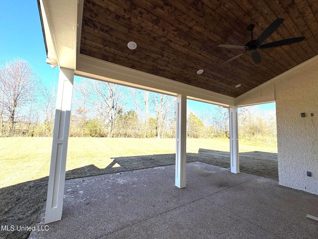 5452 Grayson Way, Hernando, MS 38632