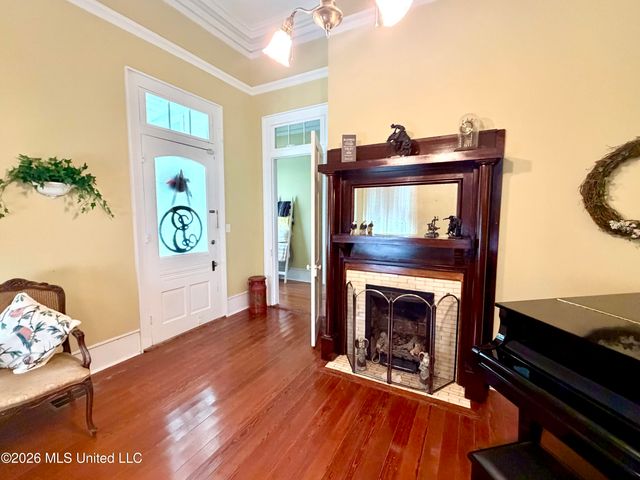 3807 Dantzler Street, Moss Point, MS 39563