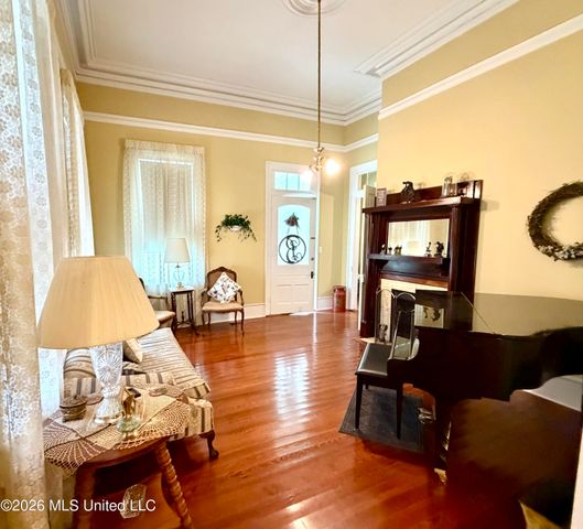3807 Dantzler Street, Moss Point, MS 39563
