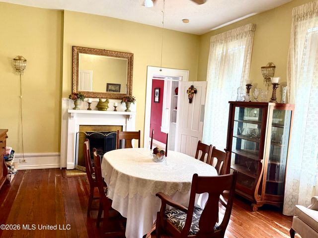 3807 Dantzler Street, Moss Point, MS 39563