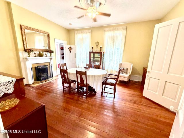 3807 Dantzler Street, Moss Point, MS 39563