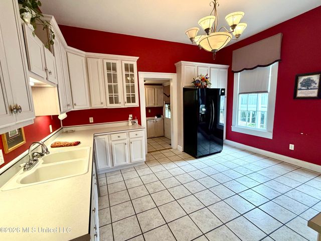 3807 Dantzler Street, Moss Point, MS 39563