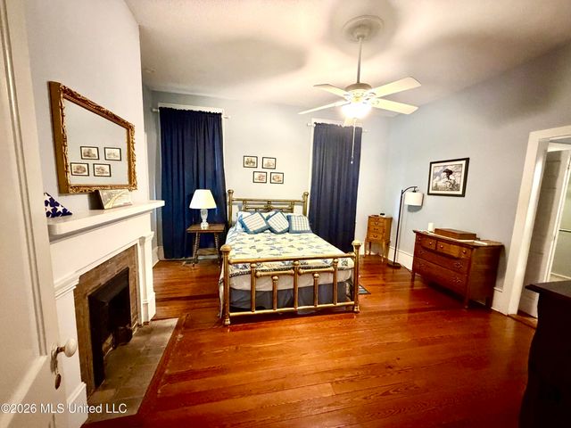 3807 Dantzler Street, Moss Point, MS 39563
