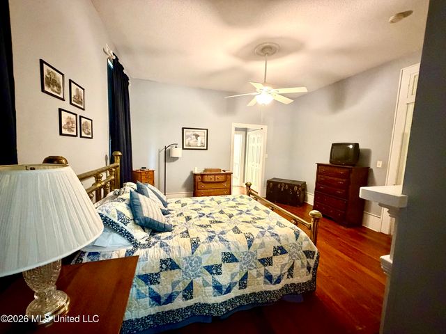 3807 Dantzler Street, Moss Point, MS 39563