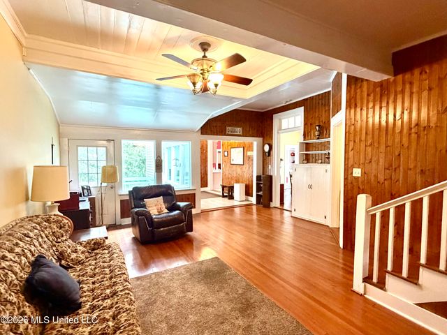 3807 Dantzler Street, Moss Point, MS 39563
