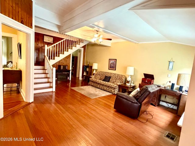 3807 Dantzler Street, Moss Point, MS 39563