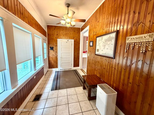 3807 Dantzler Street, Moss Point, MS 39563