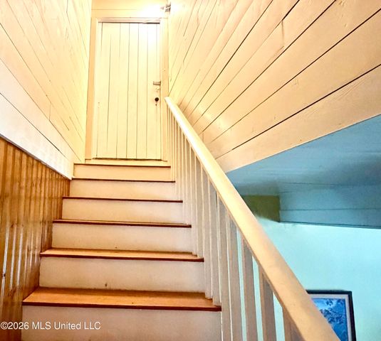 3807 Dantzler Street, Moss Point, MS 39563