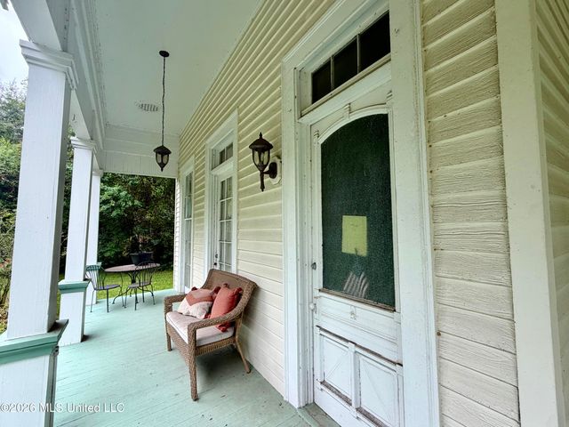 3807 Dantzler Street, Moss Point, MS 39563