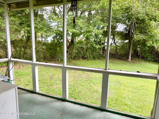 3807 Dantzler Street, Moss Point, MS 39563