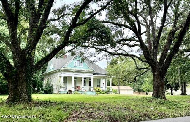 3807 Dantzler Street, Moss Point, MS 39563