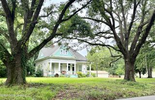 3807 Dantzler Street, Moss Point, MS 39563