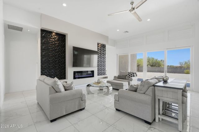 27615 N 155th Avenue, Surprise, AZ 85387