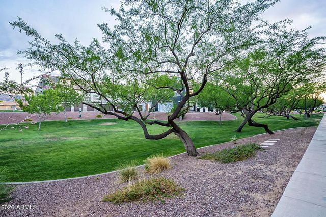 5851 S 23RD Way, Phoenix, AZ 85040