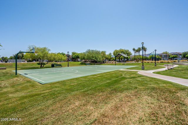 5851 S 23RD Way, Phoenix, AZ 85040