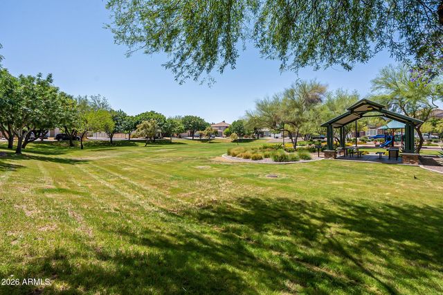 5851 S 23RD Way, Phoenix, AZ 85040