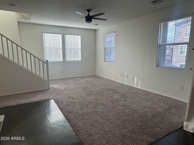 5851 S 23RD Way, Phoenix, AZ 85040