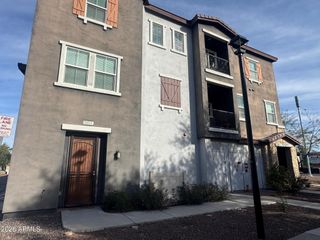 5851 S 23RD Way, Phoenix, AZ 85040
