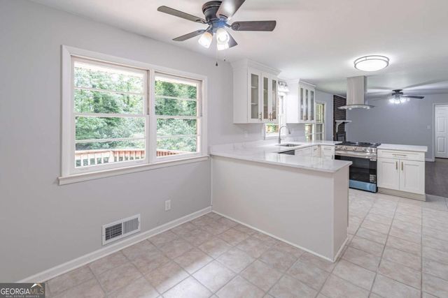 5022 Green Oak Drive SW, Lilburn, GA 30047