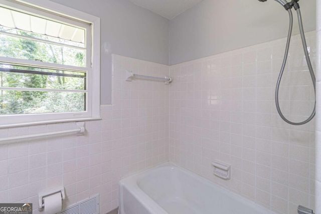 5022 Green Oak Drive SW, Lilburn, GA 30047