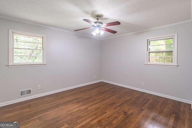 5022 Green Oak Drive SW, Lilburn, GA 30047
